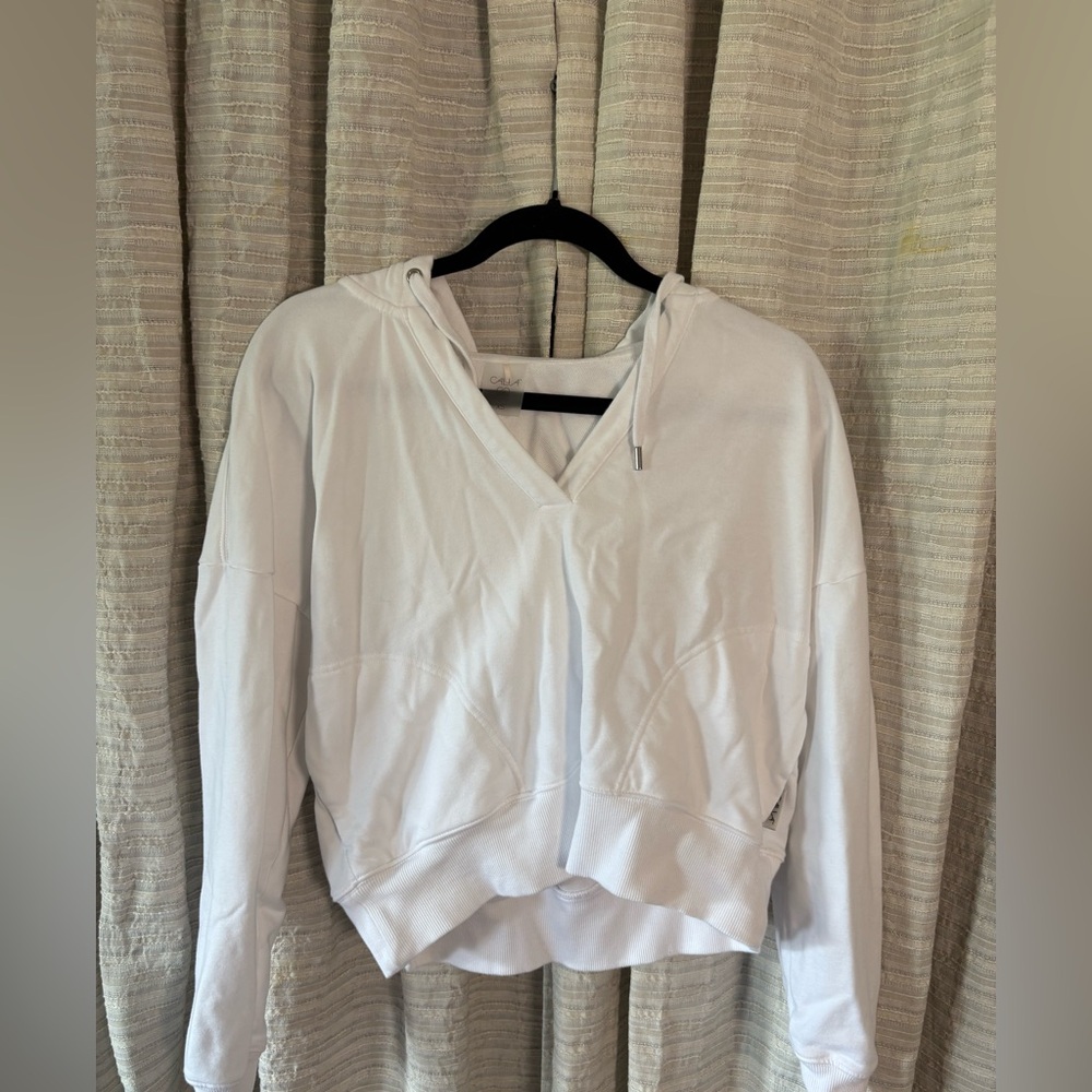 Casual White Hoodie